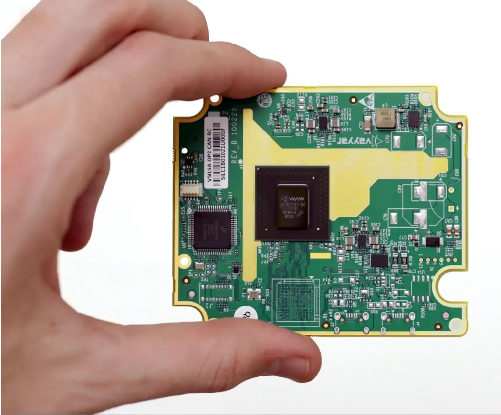 Sensor de radar para aplicaciones de automoción.