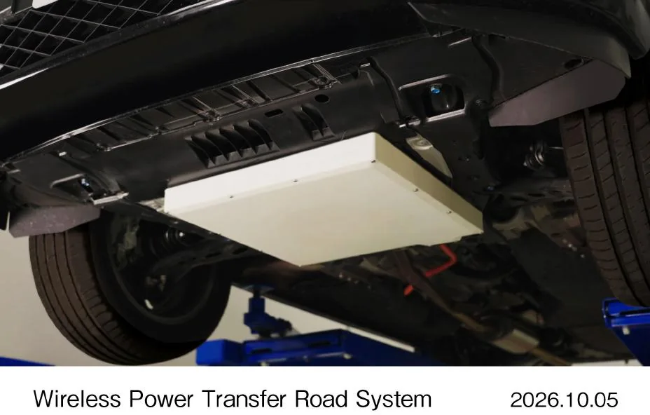 Unidad receptora VA del sistema DWPT de Honda instalada bajo un vehículo de ensayo.
