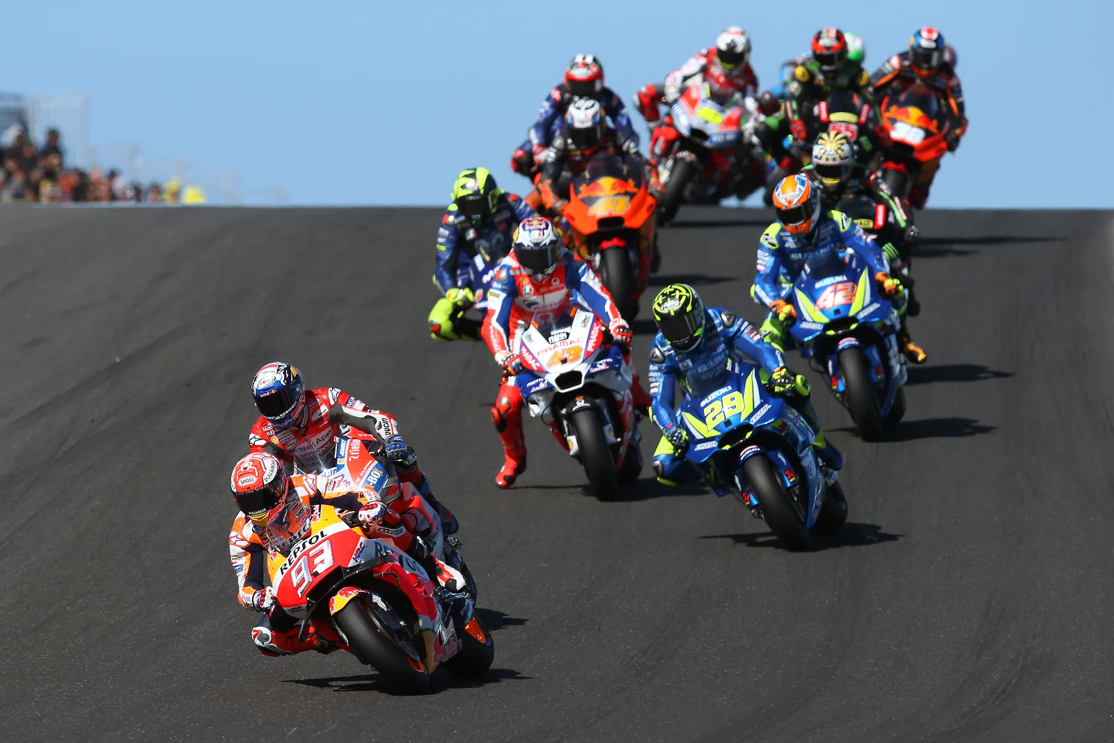 Marc Márquez and the MotoGP field at Phillip Island during the 2018 race.